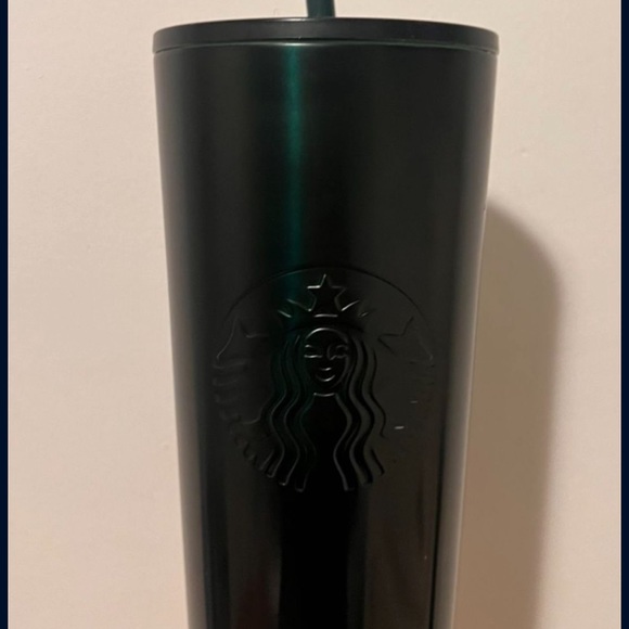 Starbucks cups - Picture 3 of 7